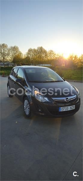 Usado Opel Corsa Selective 75 CV (55 kW) 2014 Gris / plata Utilitario