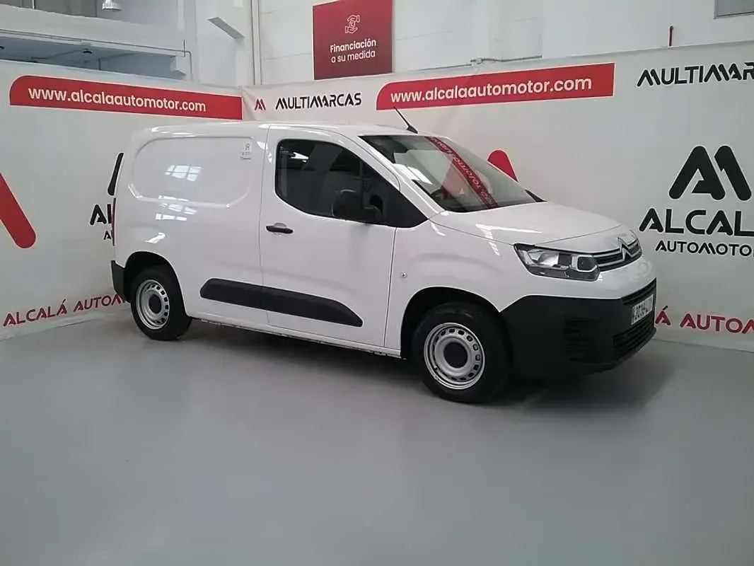 Usado Citroën e-Berlingo 102 CV (75 kW) 2021 Blanco Monovolumen