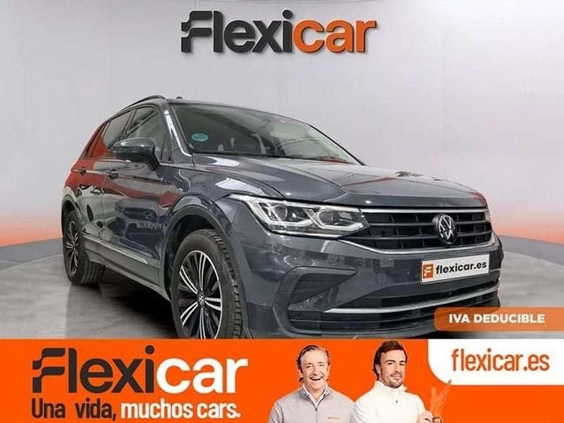 Gris Usado 2024 VW Tiguan Life SUV | 30.490 € (Super precio) - Imagen 1/4