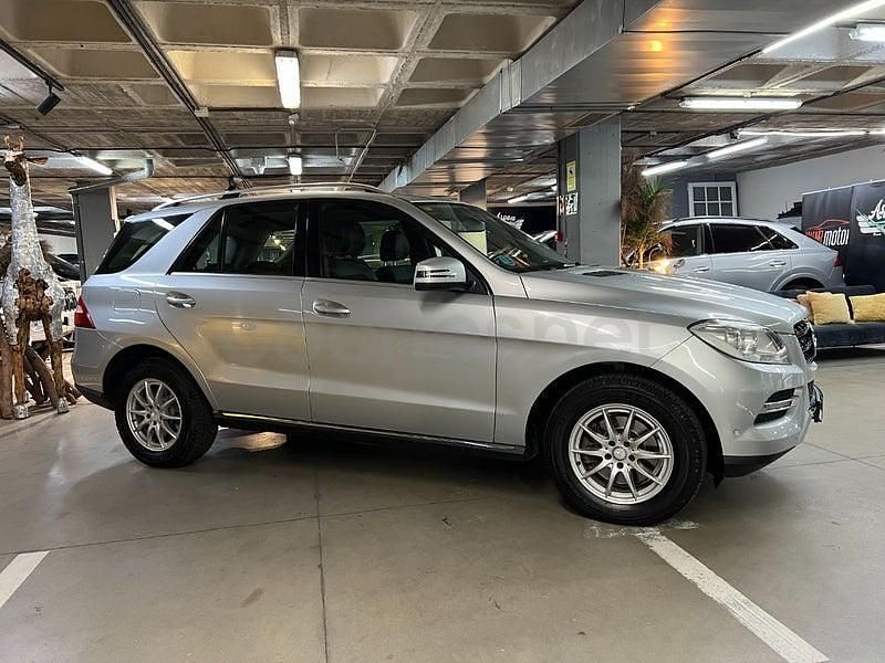 Usado Mercedes ML250 204 CV (150 kW) 2012 Gris / plata SUV