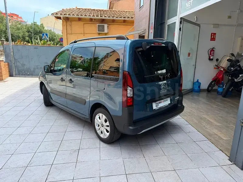 Usado Citroën e-Berlingo Feel 102 CV (75 kW) 2018 Azul Monovolumen