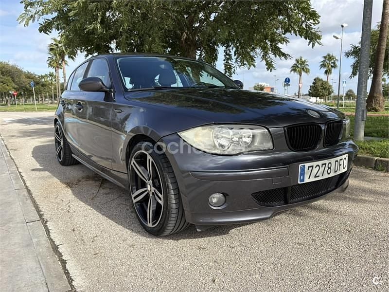 Usado BMW 118 122 CV (89 kW) 2005 Gris / plata Utilitario
