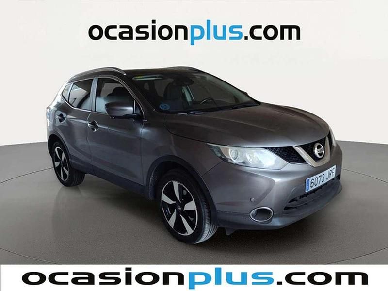 Usado Nissan Qashqai N-Connecta 110 CV (80 kW) 2016 Gris SUV