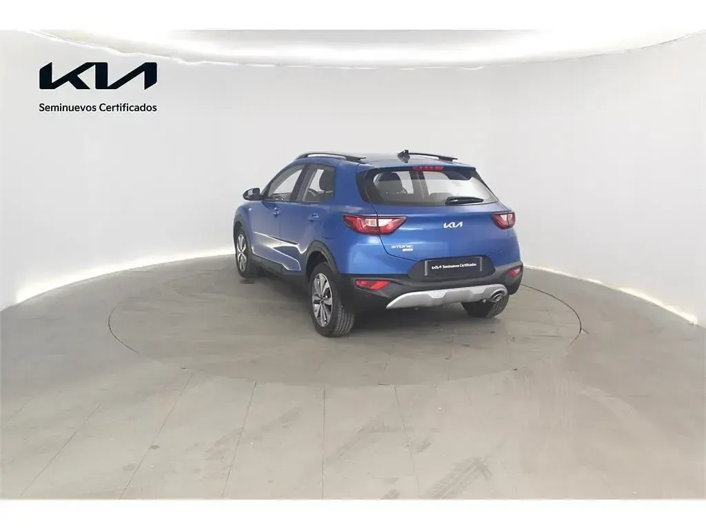 Usado Kia Stonic 101 CV (74 kW) 2025 Azul SUV