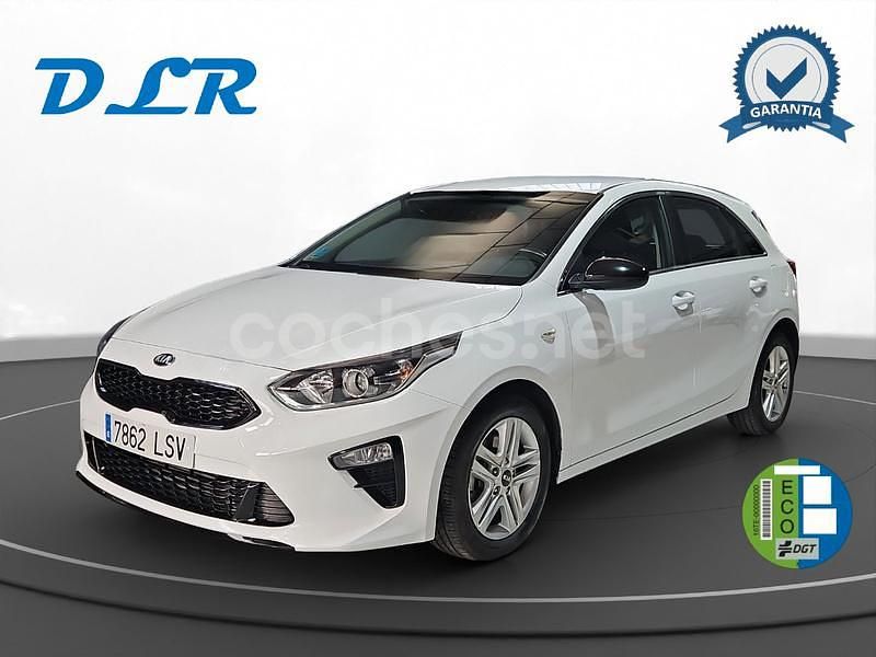 Usado Kia Ceed 120 CV (88 kW) 2021 Blanco Utilitario