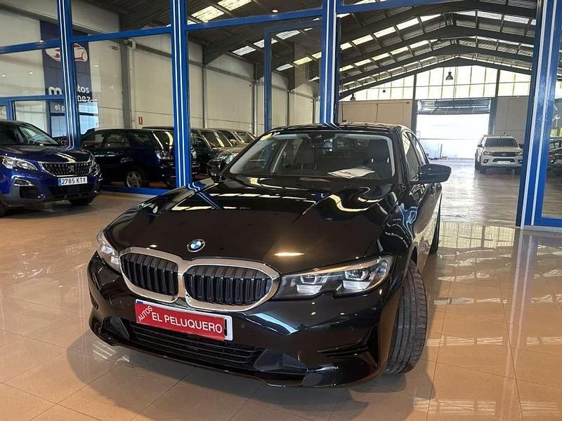 Negro Usado 2019 BMW 318 Berlina | 22.900 € (Un poco caro) - Imagen 1/4