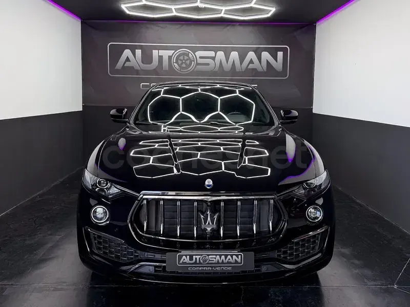 Usado Maserati Levante 330 CV (242 kW) 2021 Negro SUV