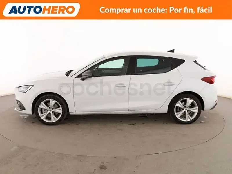 Usado Seat Leon FR 204 CV (150 kW) 2023 Blanco Berlina