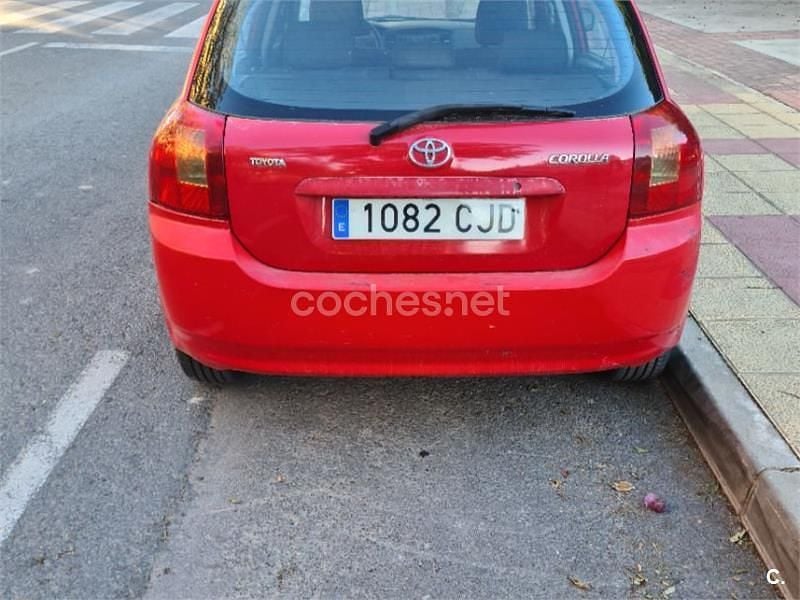 Usado Toyota Corolla Sol 110 CV (80 kW) 2003 Azul Berlina