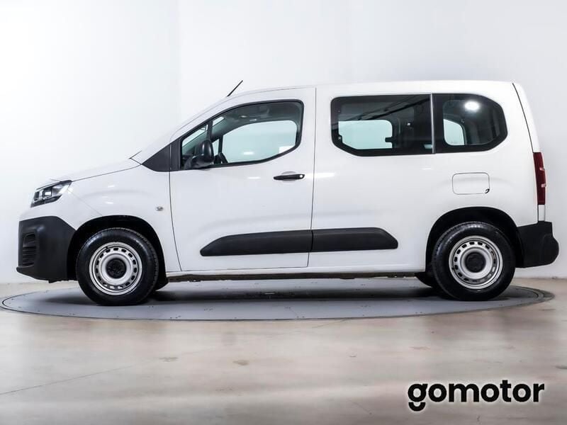 Usado Citroën Berlingo Live 102 CV (75 kW) 2019 Blanco Monovolumen