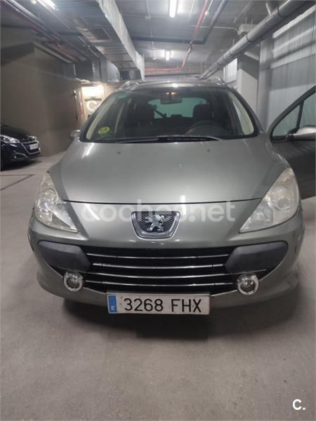 Gris / plata Usado 2006 Peugeot 307 Familiar | 2700 € (Buen precio) - Imagen 1/4