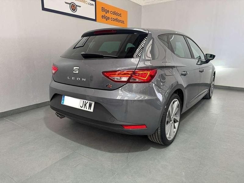 Usado Seat Leon ST FR 150 CV (110 kW) 2016 Gris Familiar