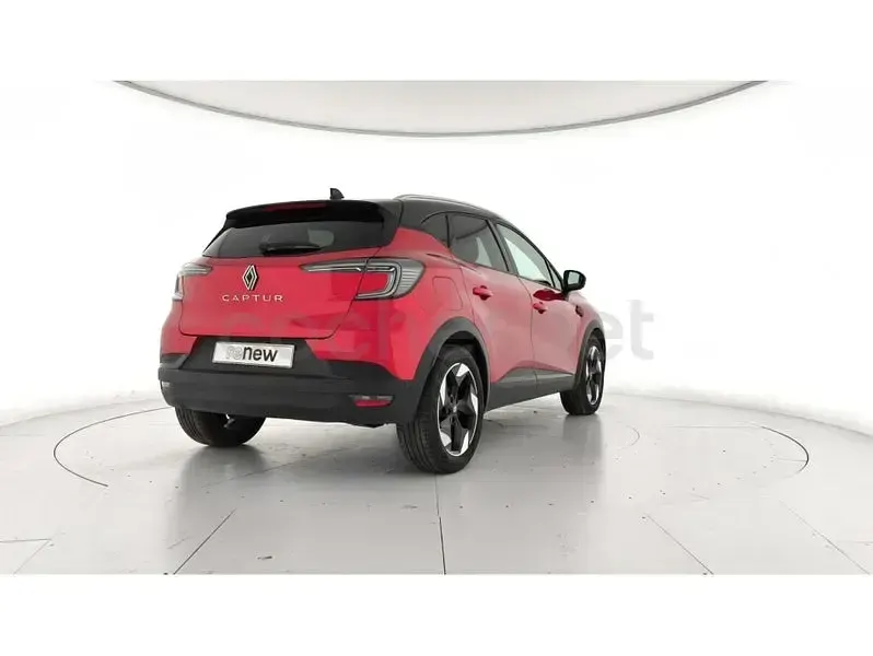 Usado Renault Captur Techno 100 CV (73 kW) 2025 Rojo SUV
