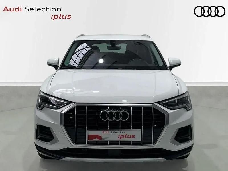 Begagnad Audi Q3 Advanced Plus 150 HK (110 kW) 2023 Vit SUV