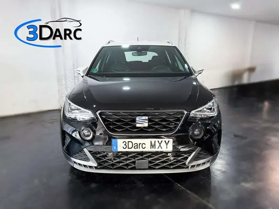 Usado Seat Arona FR 116 CV (85 kW) 2024 Negro SUV