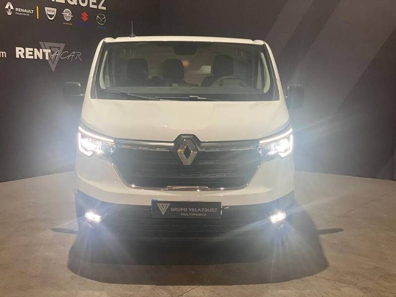 Usado Renault Trafic 150 CV (110 kW) 2023 Blanco Monovolumen