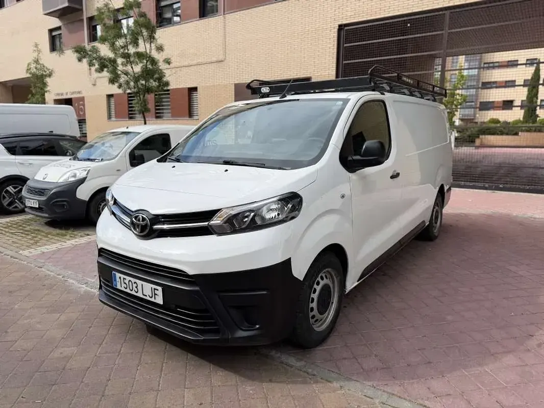 Usado Toyota Proace Business Edition 122 CV (89 kW) 2020 Blanco Monovolumen