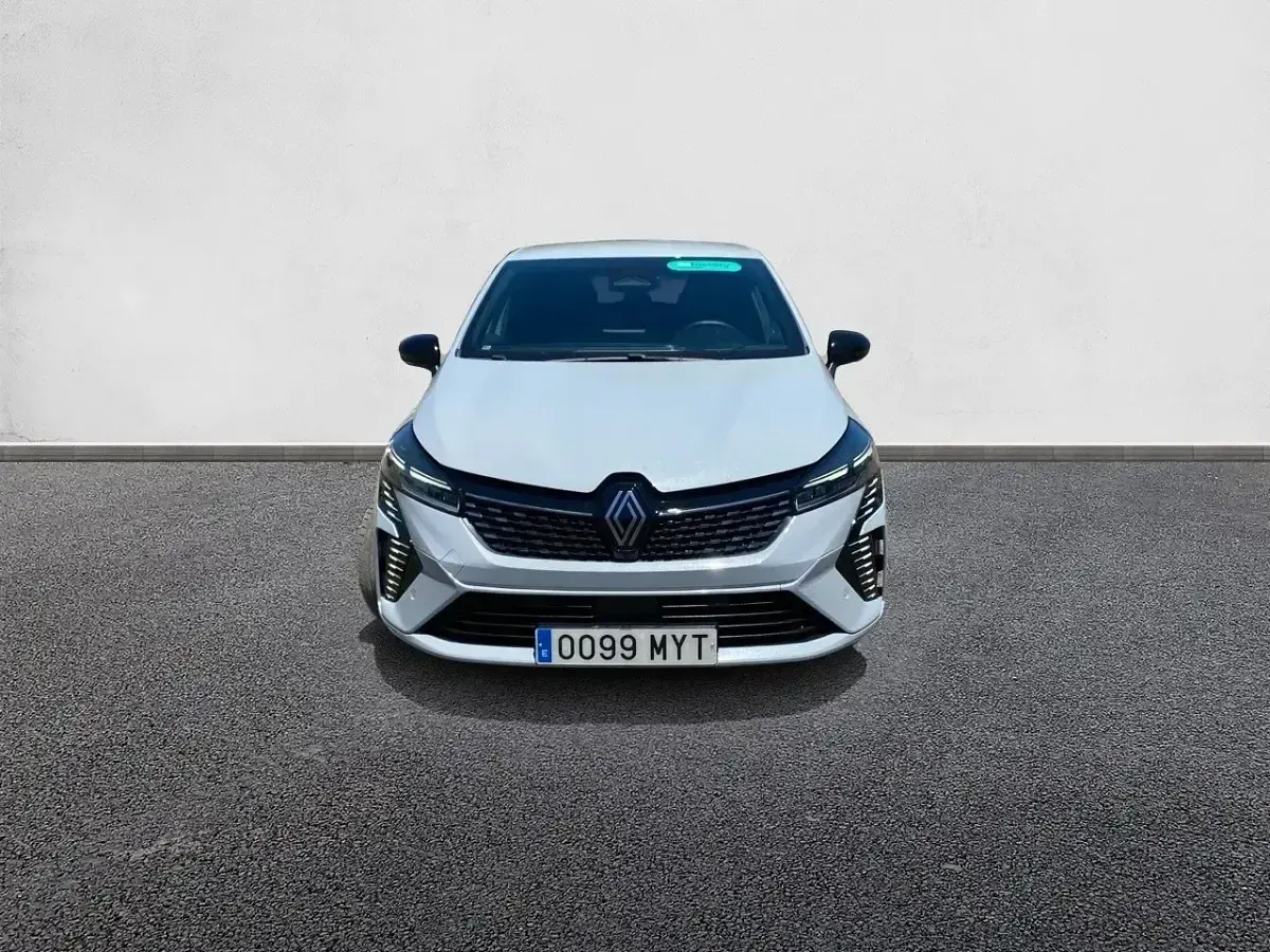 Usado Renault Clio Techno 100 CV (73 kW) 2025 Blanco Utilitario