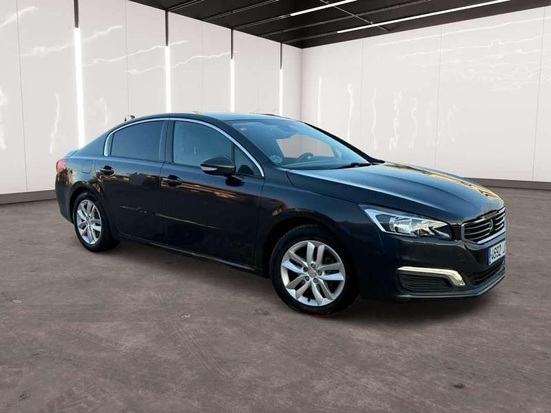 Usado Peugeot 508 Allure 120 CV (88 kW) 2017 Negro Berlina