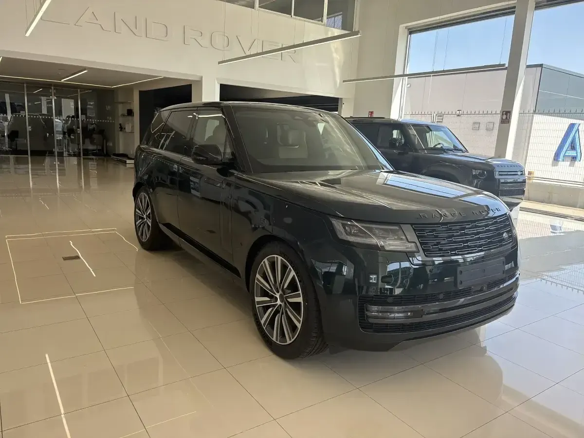 Nuevo Land Rover Range Rover Autobiography 551 CV (405 kW) 2026 Verde SUV