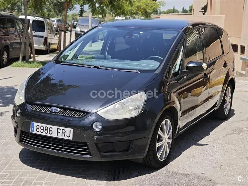 Usado Ford S-MAX Trend 140 CV (102 kW) 2008 Negro Monovolumen