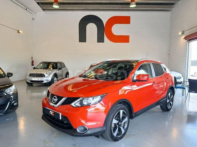 Rojo Usado 2016 Nissan Qashqai N-Connecta SUV | 12.900 € (Precio justo) - Imagen 1/4