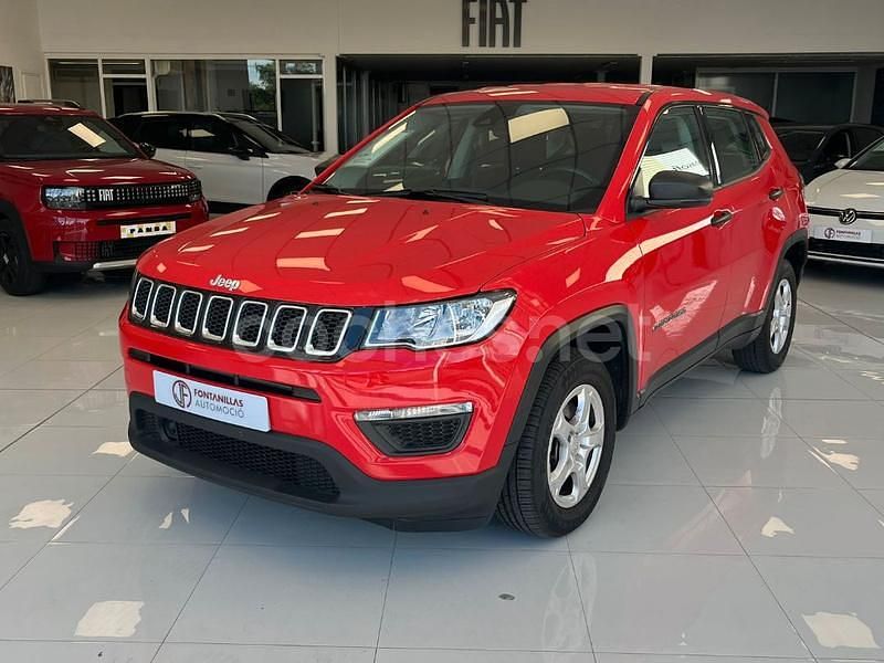 Usado Jeep Compass Sport 130 CV (95 kW) 2021 Rojo SUV
