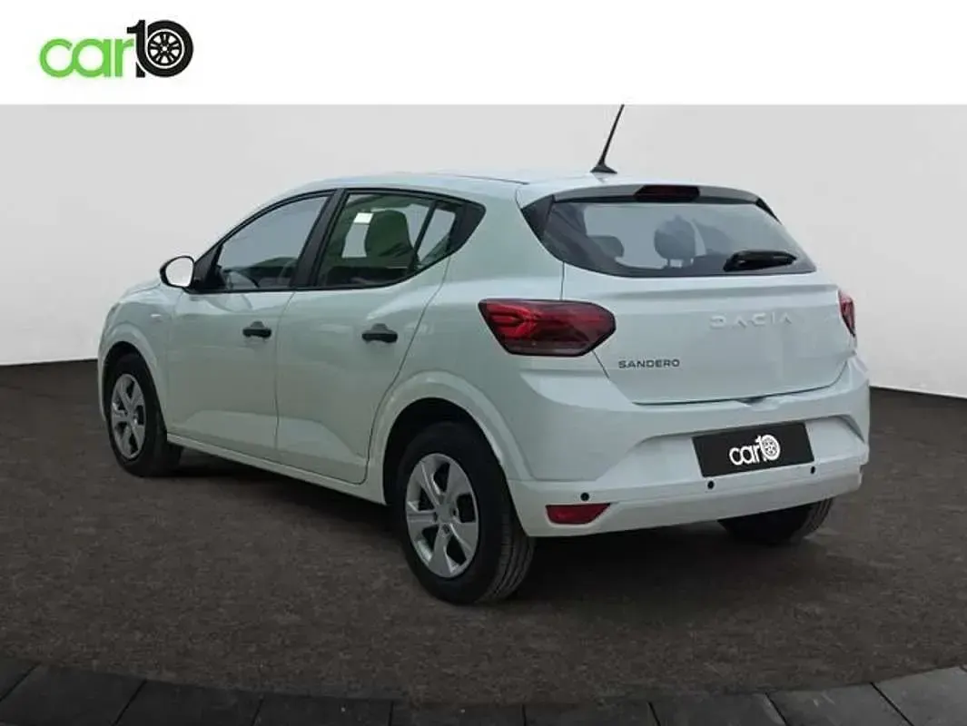 Usado Dacia Sandero Essentiel 91 CV (66 kW) 2023 Blanco Utilitario