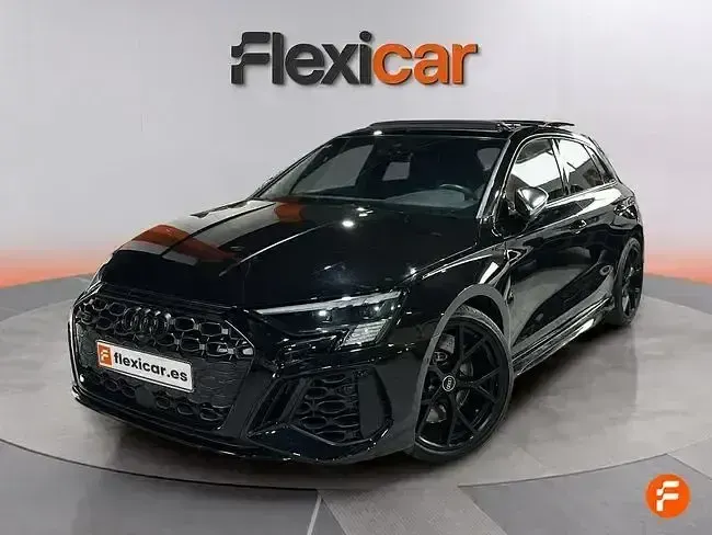 Usado Audi RS3 Sportback 400 CV (294 kW) 2023 Negro Utilitario