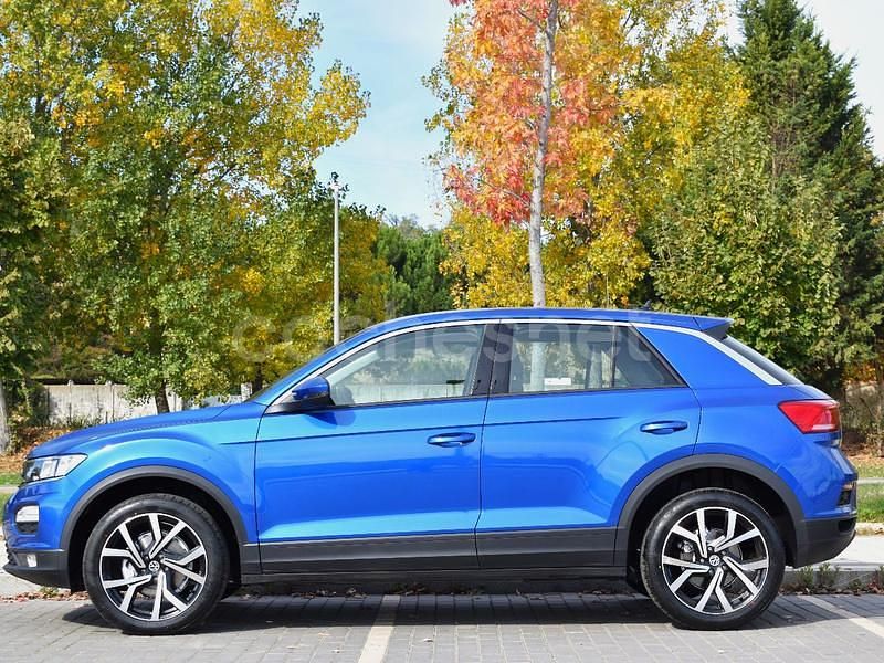 Usado VW T-Roc Advance 150 CV (110 kW) 2021 Azul SUV