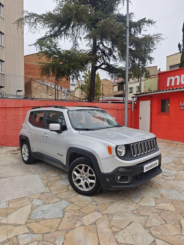 Usado Jeep Renegade Longitude 120 CV (88 kW) 2017 Plateado SUV