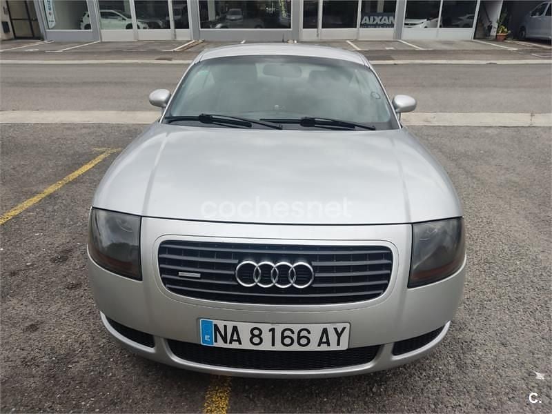Usado Audi TT 180 CV (132 kW) 1999 Gris / plata Coupe