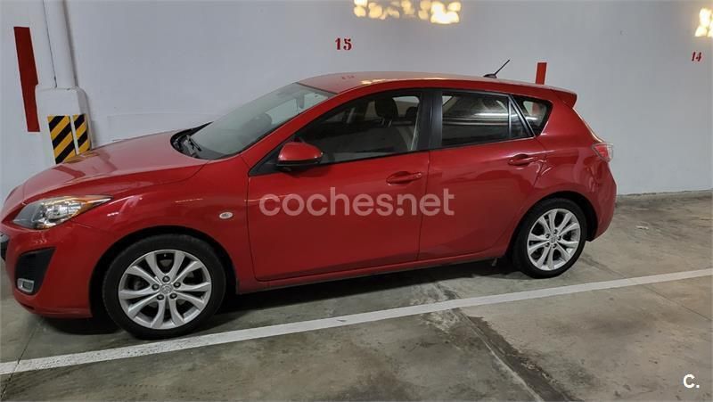 Usado Mazda 3 Luxury 151 CV (111 kW) 2010 Rojo Berlina