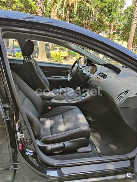 Usado Honda Civic Comfort 100 CV (73 kW) 2009 Negro Berlina