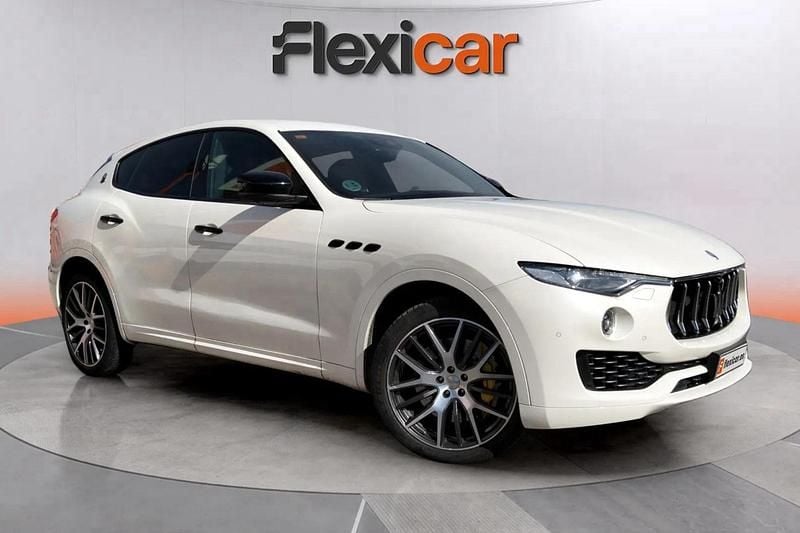 Blanco Usado 2017 Maserati Levante SUV | 39.590 € (Buen precio) - Imagen 1/4