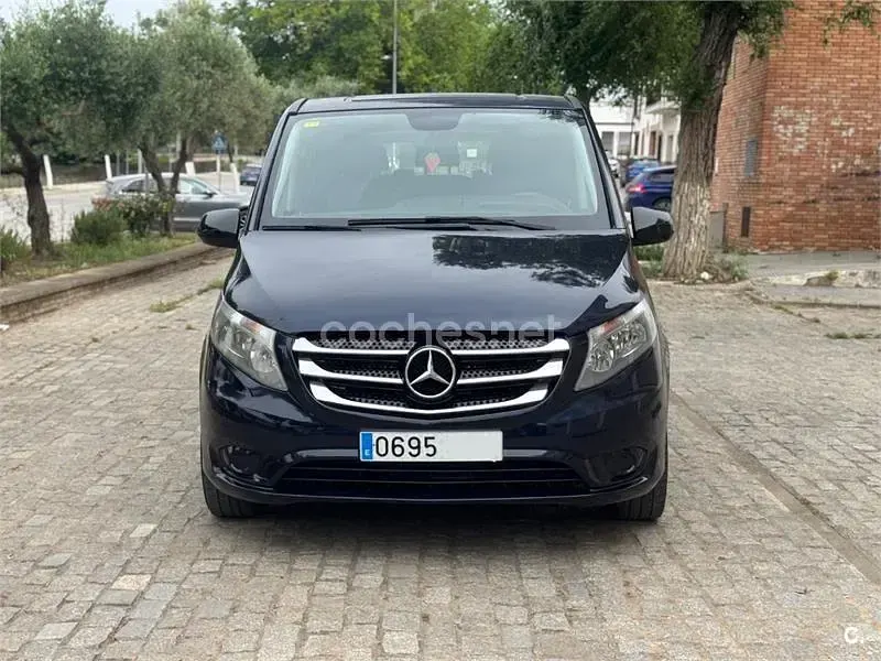 Usado Mercedes V200 Marco Polo 136 CV (100 kW) 2015 Azul Monovolumen