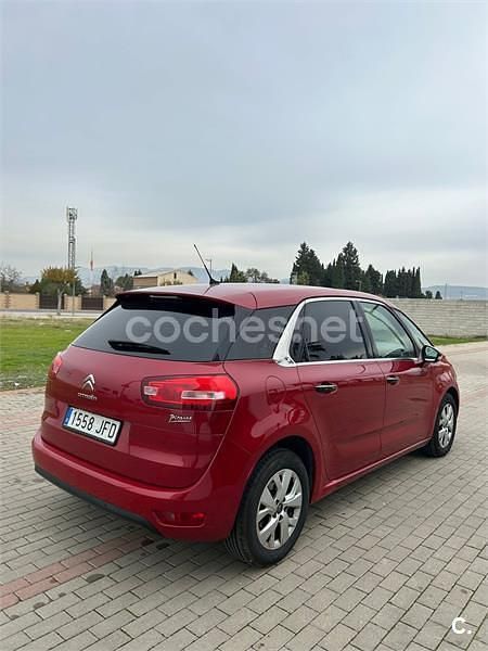 Usado Citroën C4 Picasso Attraction 115 CV (84 kW) 2015 Rojo Monovolumen