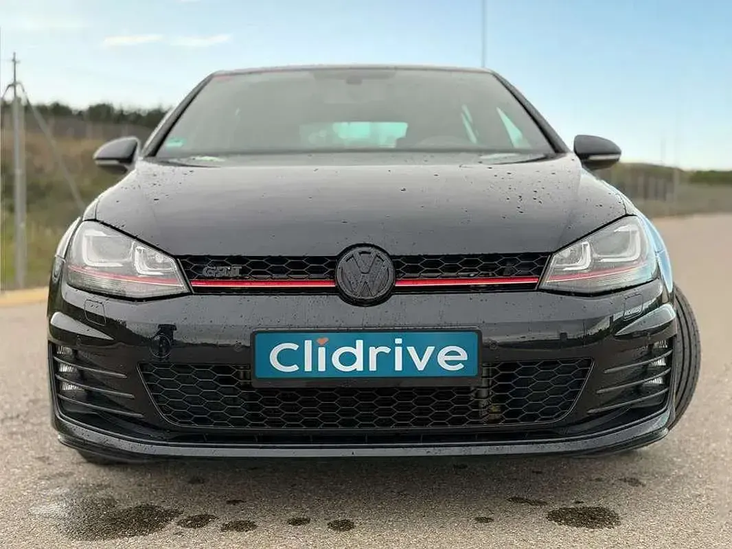 Usado VW Golf VII GTI 220 CV (161 kW) 2014 Negro Berlina