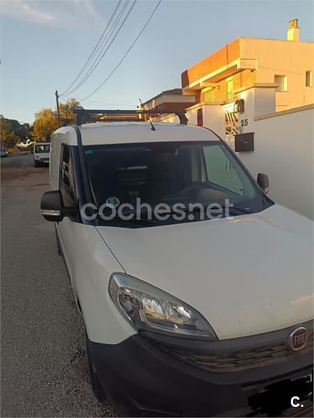 Usado Fiat Doblò 90 CV (66 kW) 2012 Blanco Monovolumen