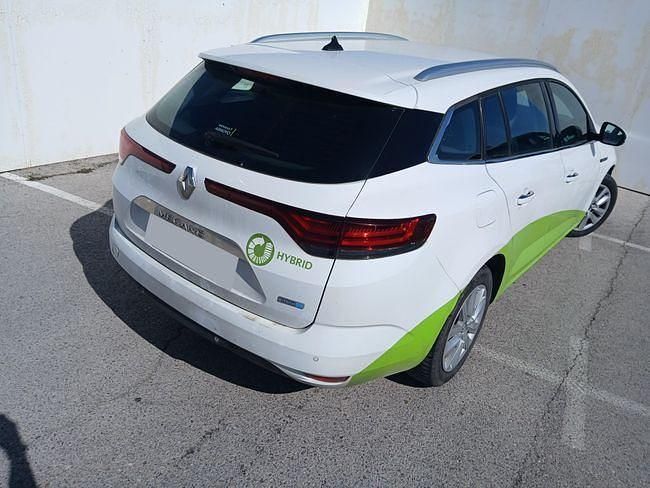 Usado Renault Mégane IV Intens 159 CV (116 kW) 2021 Blanco Familiar