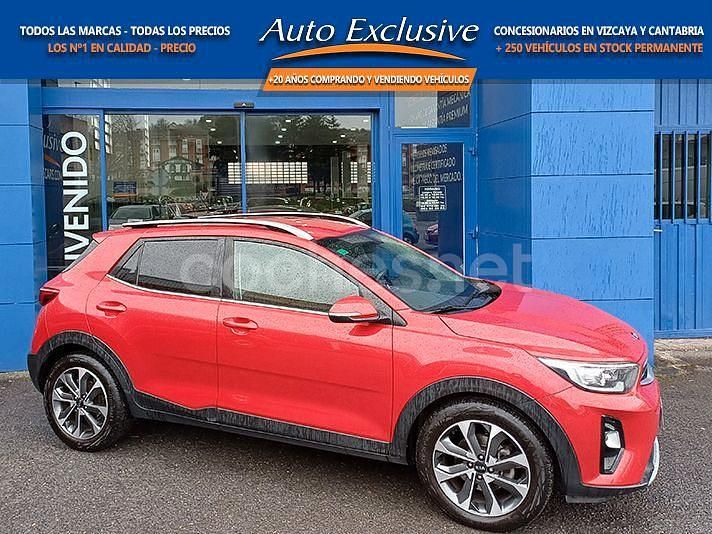 Granate Usado 2017 Kia Stonic SUV | 11.990 € (Precio justo) - Imagen 1/4