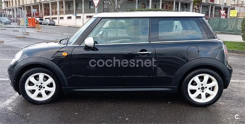 Usado Mini Cooper D 110 CV (80 kW) 2010 Negro Utilitario