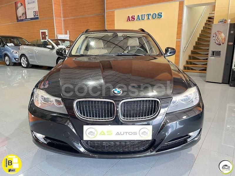 Usado BMW 320 184 CV (135 kW) 2011 Negro Familiar