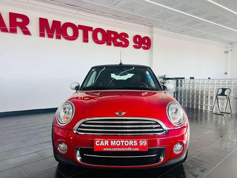 Usado Mini Cooper D 116 CV (85 kW) 2014 Rojo Utilitario