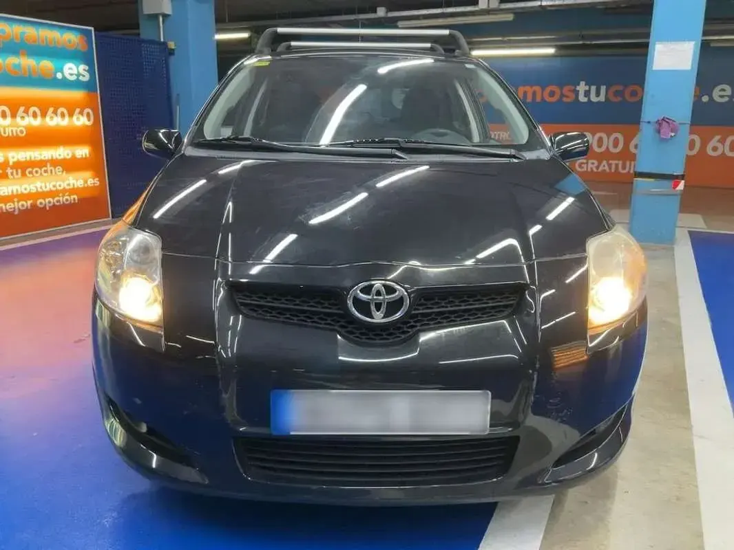 Usado Toyota Auris Advance 132 CV (97 kW) 2010 Negro Utilitario