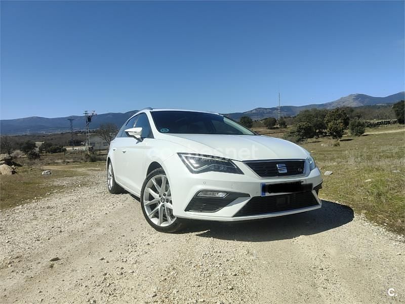 Usado Seat Leon ST FR 180 CV (132 kW) 2018 Blanco Familiar