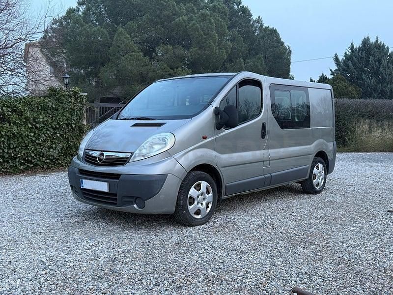 Usado Opel Vivaro 114 HP (83 kW) 2012 Bege Monovolume