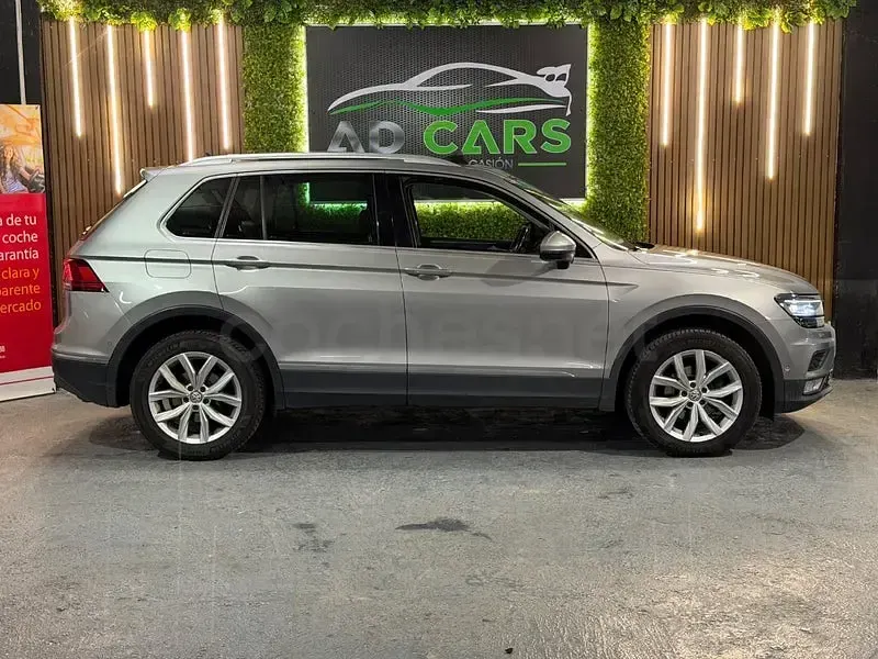 Usado VW Tiguan Advance 150 CV (110 kW) 2018 Gris / plata SUV