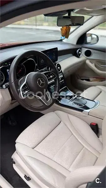 Usado Mercedes GLC300e 306 CV (225 kW) 2022 Rojo SUV