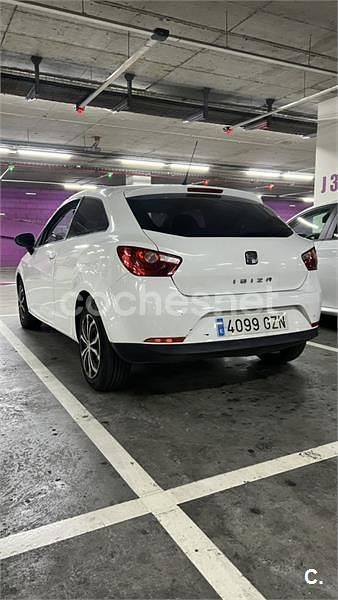 Usado Seat Ibiza SC 90 CV (66 kW) 2010 Blanco Utilitario